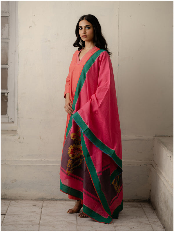 Peach Hand-Woven Cotton Kurti and Pants with Dupatta Featuring Ethnic Patchwork