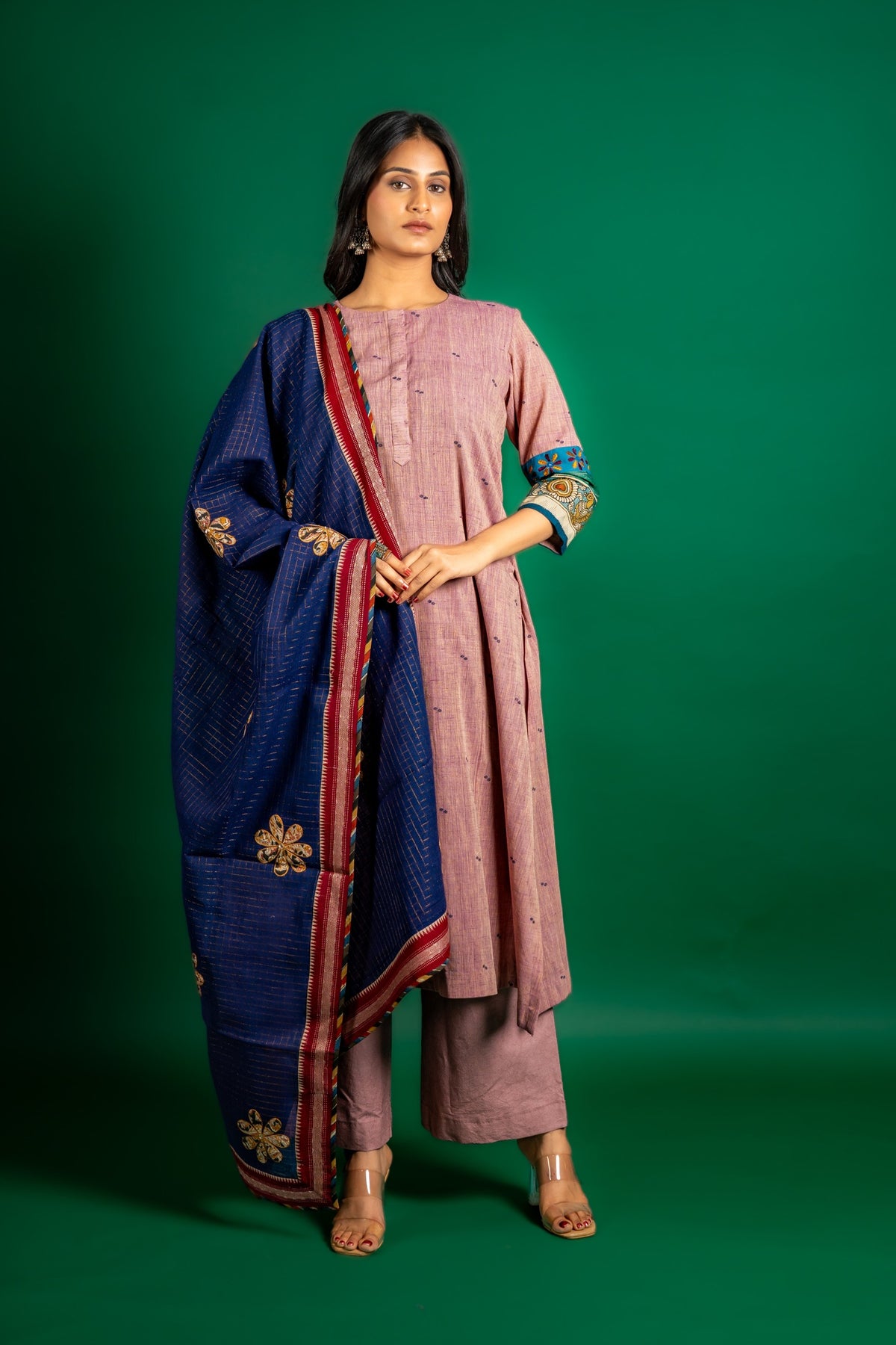 Onion shade panel top with detailing with kalamkari and thread work with nice blue chekes dupatta with patch work and cotton pant