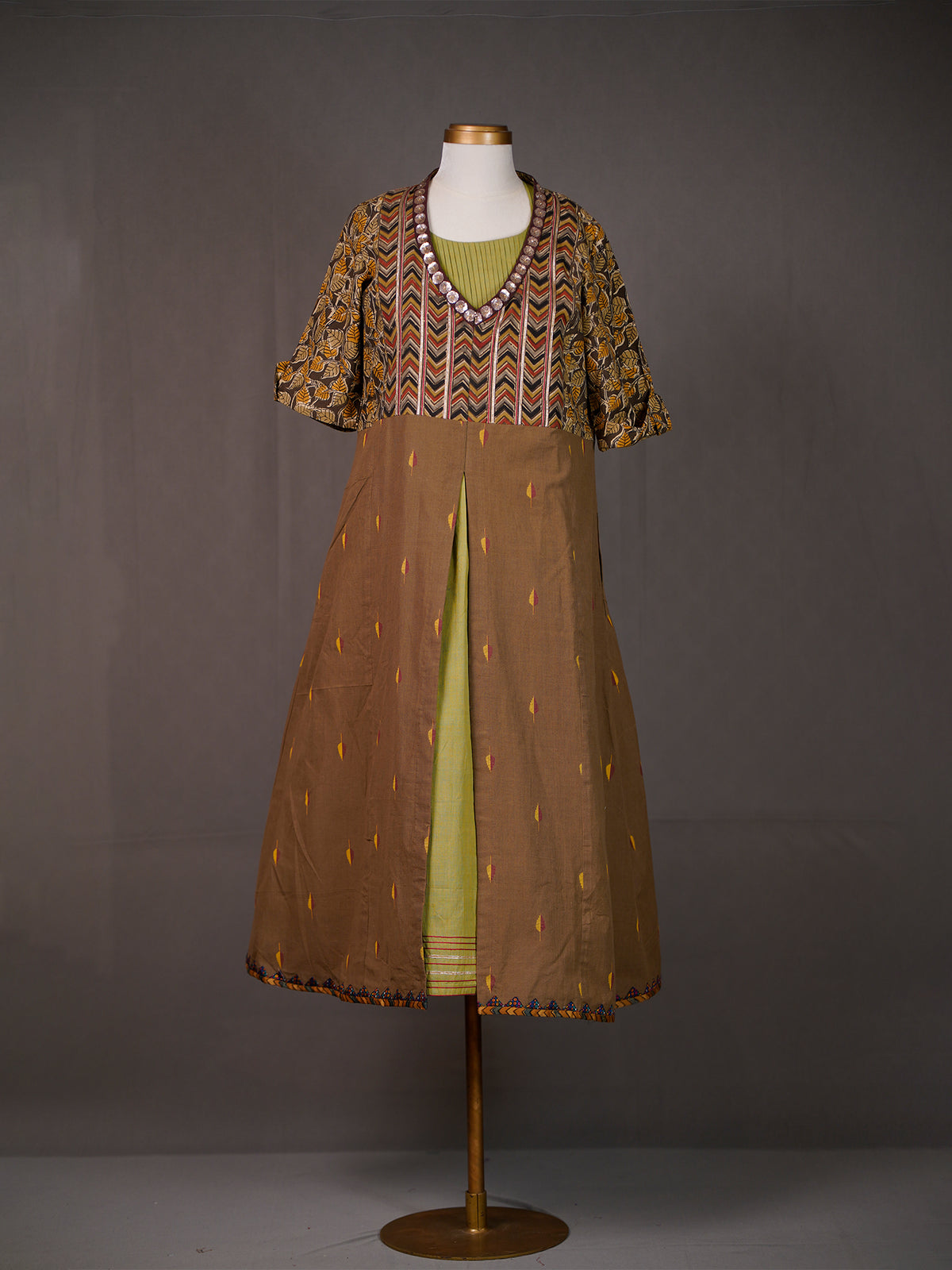 Green Sleeveless Cotton Handwoven A-Line Kurti With Kalamkari Koti