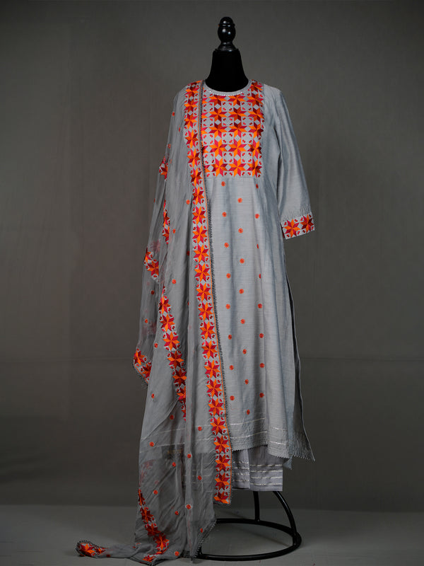 Grey Kurti with Heavy Thread Work, Zari Border, Dupatta and Pants
