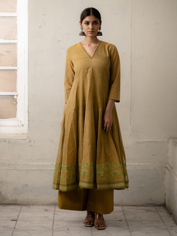 Khakhi Green Hand-Woven Cotton Kurti and Pants with Elegant Patchwork