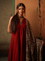 Maroon Handwoven Cotton Kurti with Pitta Work, Contrast Dupatta