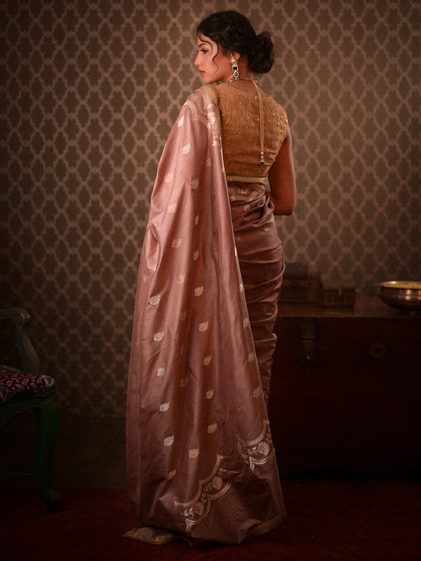 True Artistry Shines Through in this Captivating Silk Saree