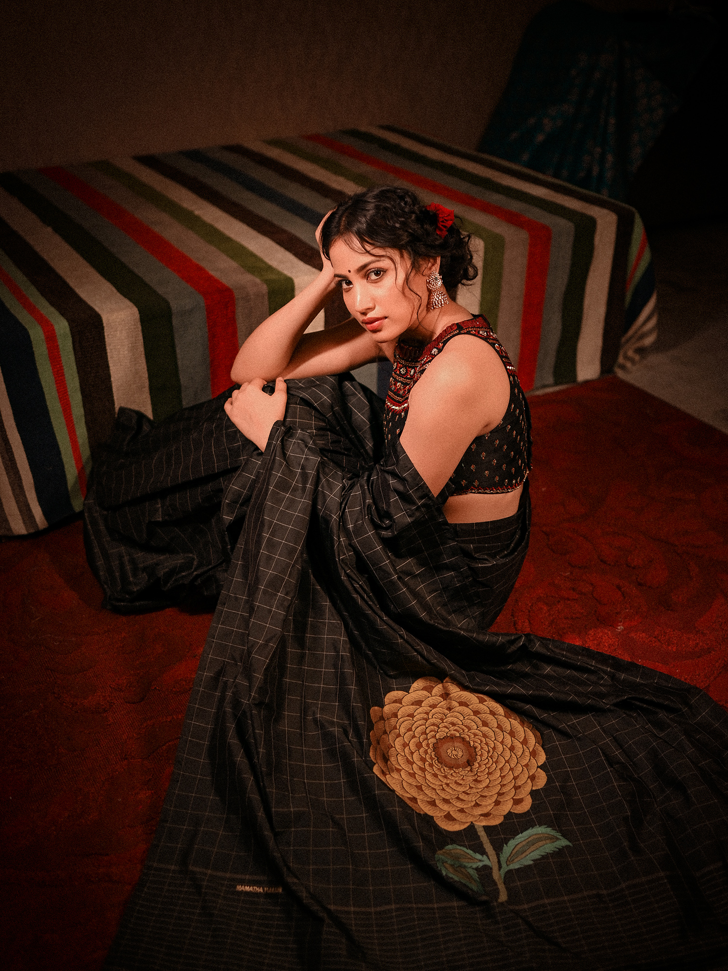 Top 67+ black katan silk saree