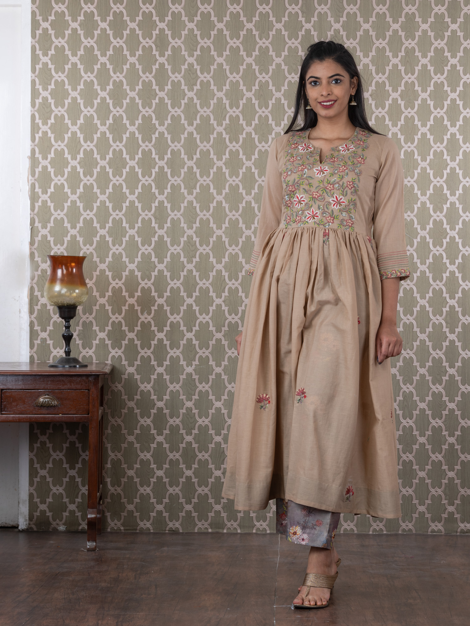 pant aur frock