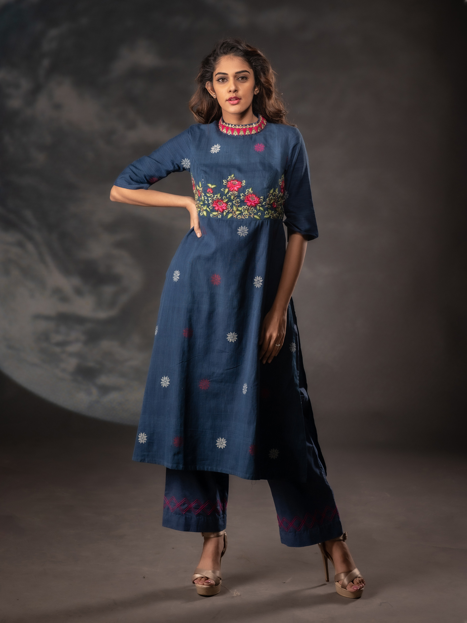 Buy Jaipuri Fashionista Womens Cotton Printed Straight Kurta Trousers Pant  Set Medium at Amazonin