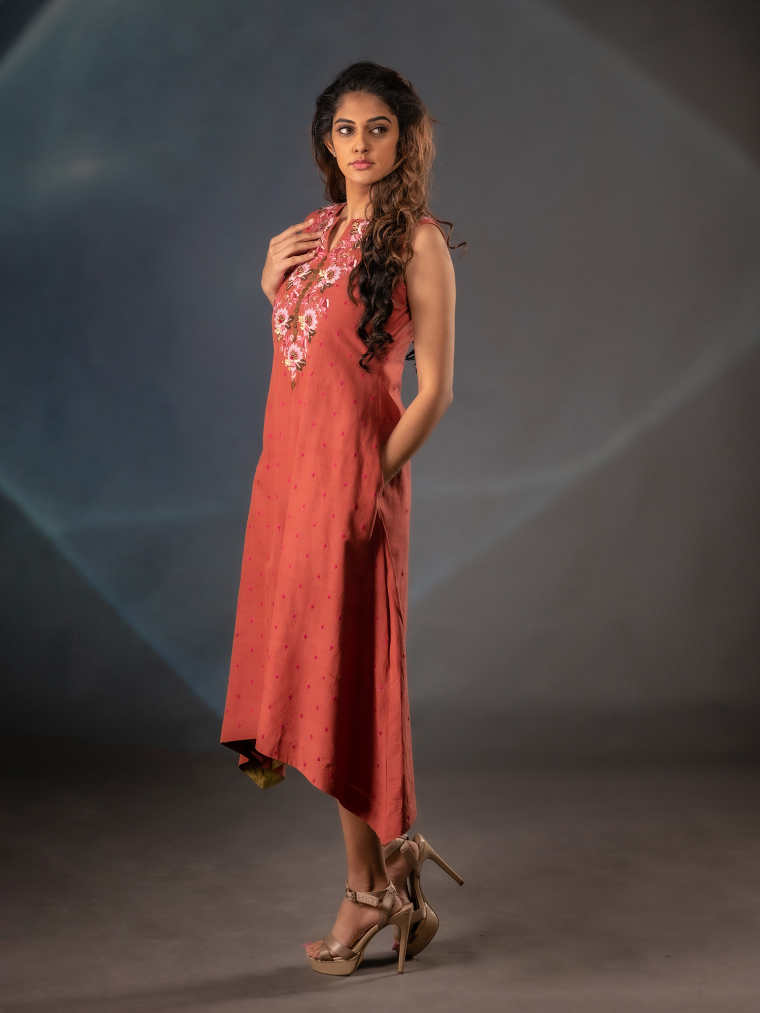 sleeveless dress|| sleeveless kurti||#cotton printed sleeveless suit|| ...  | Dress, Sleeveless kurti, Sleeveless suit