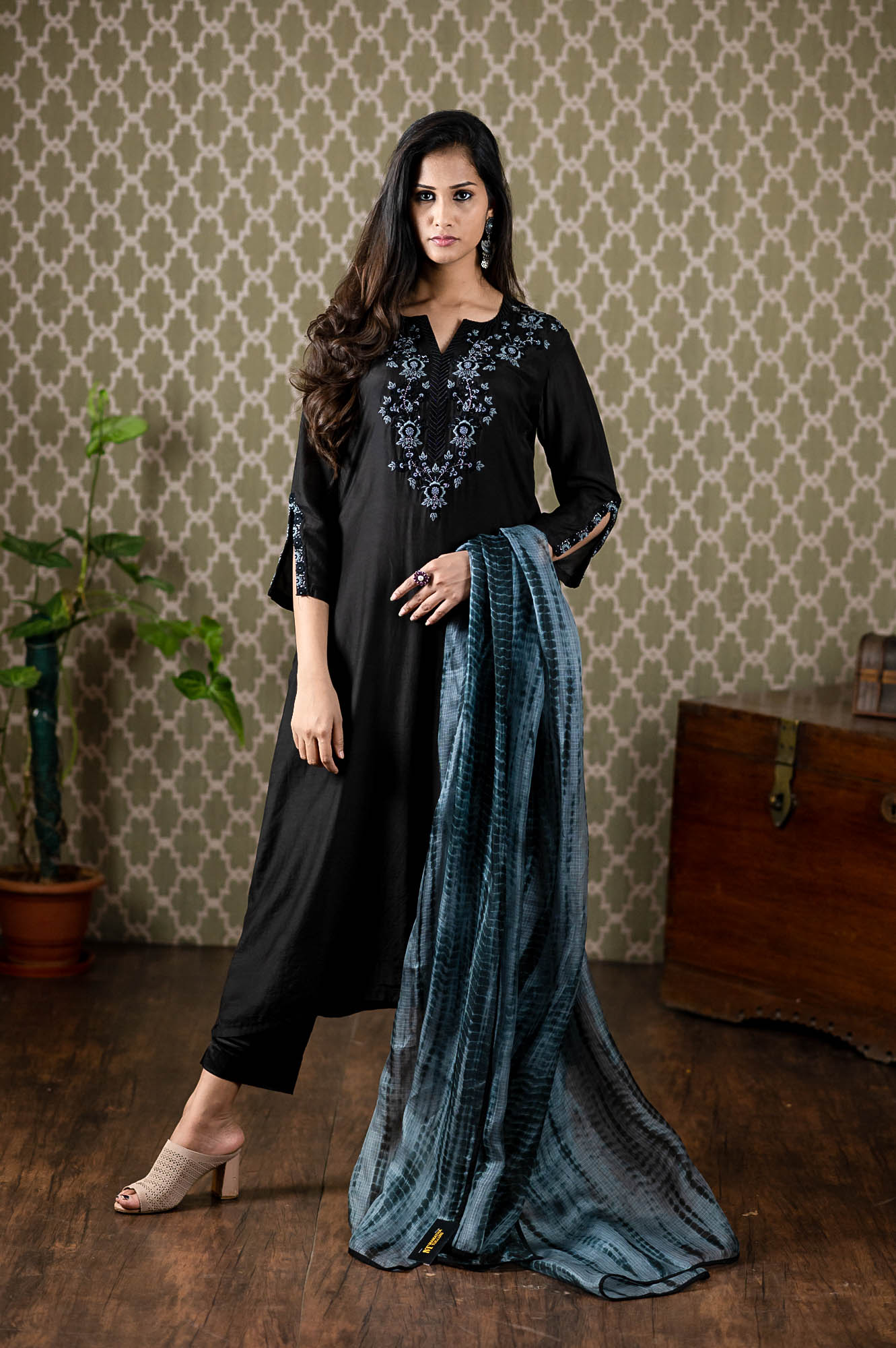Handwoven Chanderi black top with thread and beads embroidery paired up with Kota dupatta and stretchable pants | Mamatha Tulluri Handwoven Chanderi black top with thread and beads embroidery paired up with Kota dupatta and stretchable pants | Mamatha Tulluri