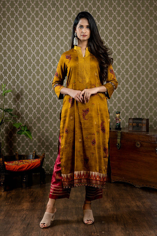 Pure cotton Satish finish fabric with print with embroidery border paired up with printed at cut pants