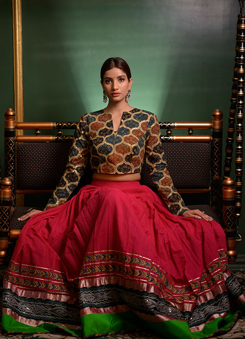 Red Handwoven Cotton Lehenga With Borders and Kalamkari Blouse